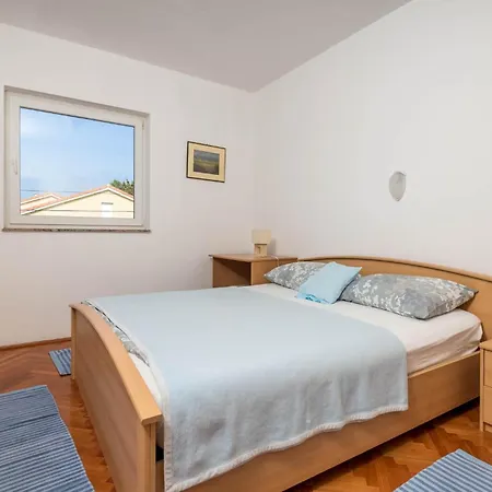 Amazing In Barbat-rab With Wifi Apartment *