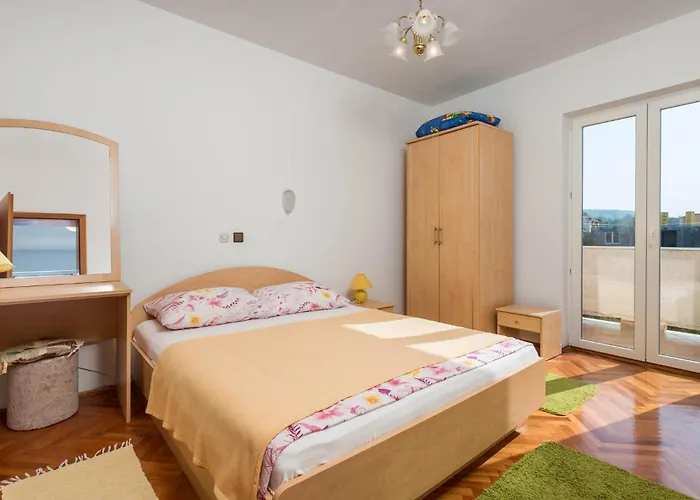 Awesome In Barbat-rab Appartement *
