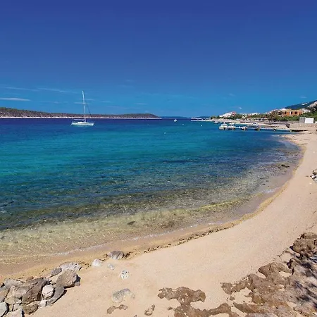 Amazing In Barbat-rab With Wifi Διαμέρισμα